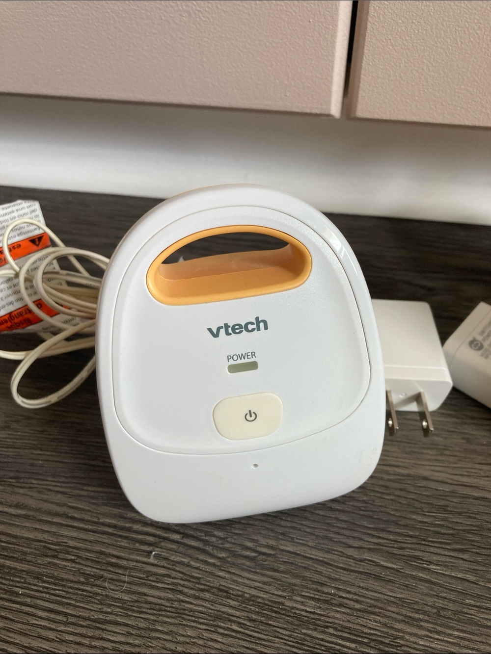 Vtech Digital Audio Baby Monitor DM111 - Picture 2 of 6